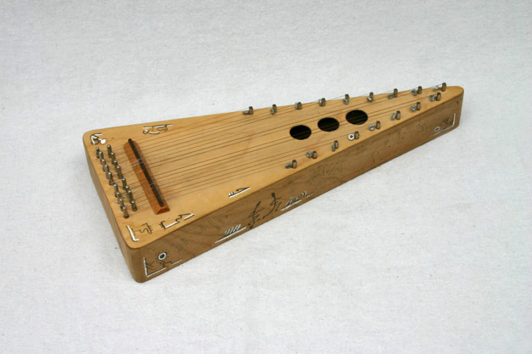 BOWED PSALTERY Bart Hopkin